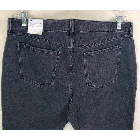 Old Navy Women’s Mid-Rise Boyfriend Straight Black Jeans Size 18 Stretch - Picture 5 of 8
